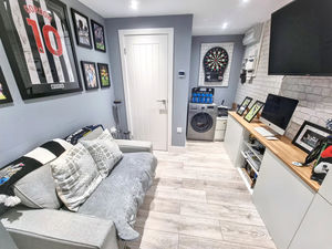 Photo 11- click for photo gallery